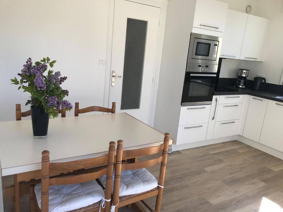 Nice Apartment In Audierne Close To Beach Exterior foto